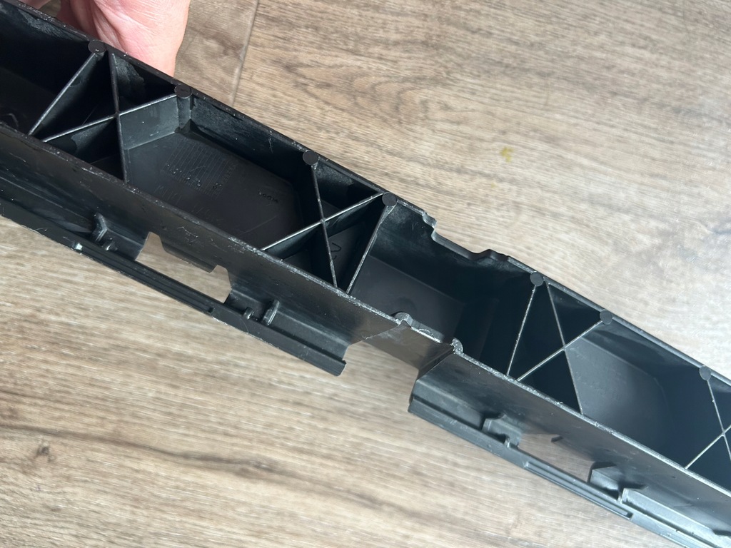 фото №12, Audi a6 s6 rs6 c8 avant 2018-2023 напрямна кронштейн балка задня 4k9 оригінал