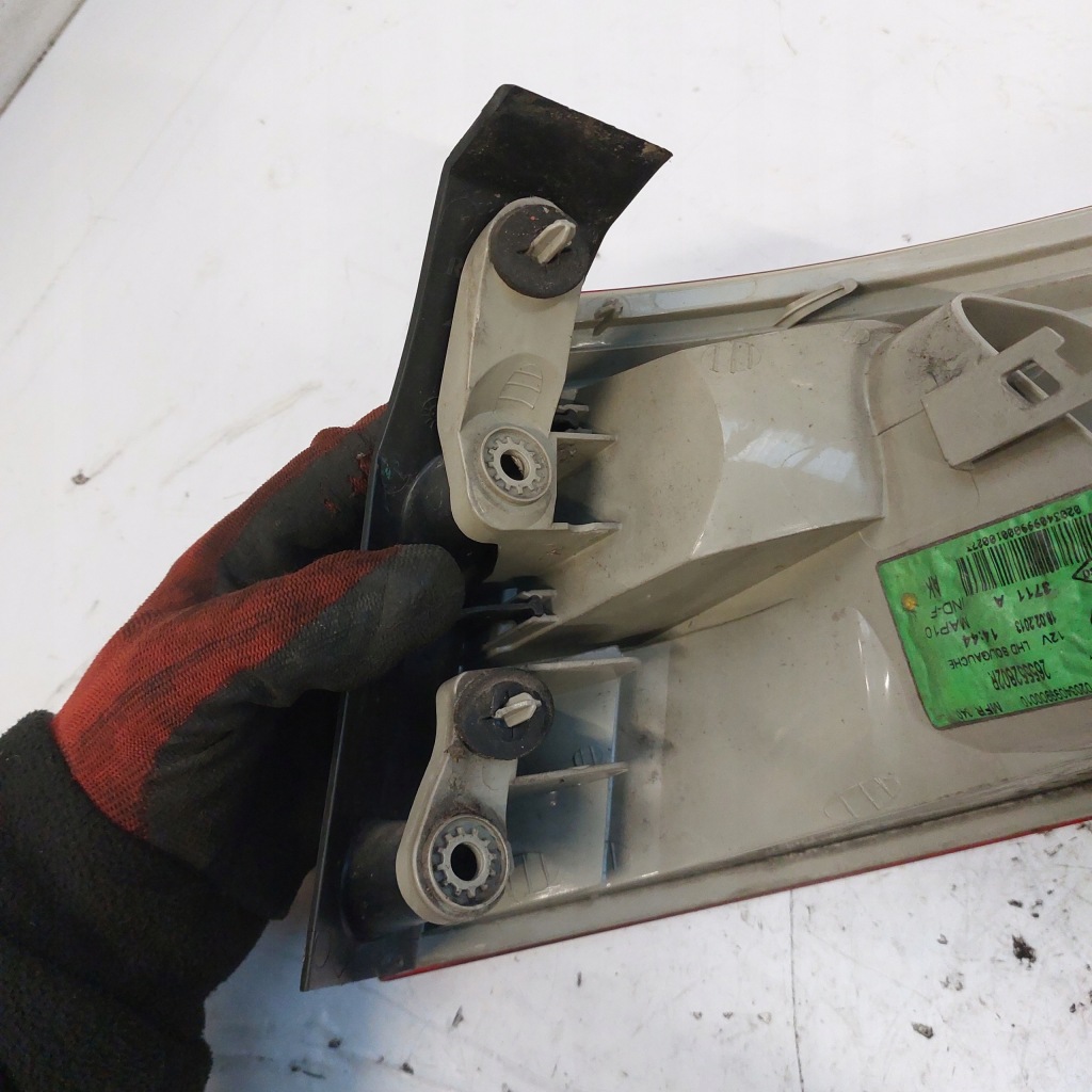 Купити Renault fluence sedan лампа лівий задня mako 265552802r