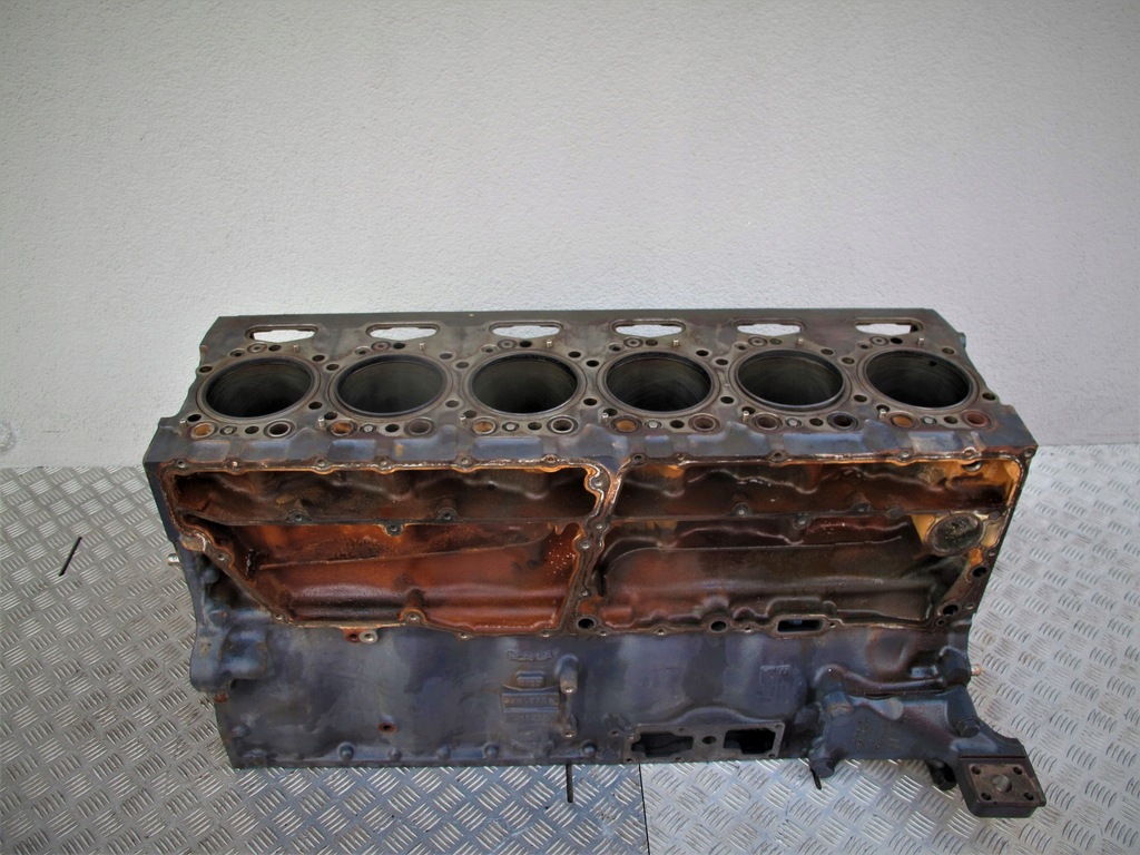 фото №1, Блок двигуна dc 13141 scania ntg