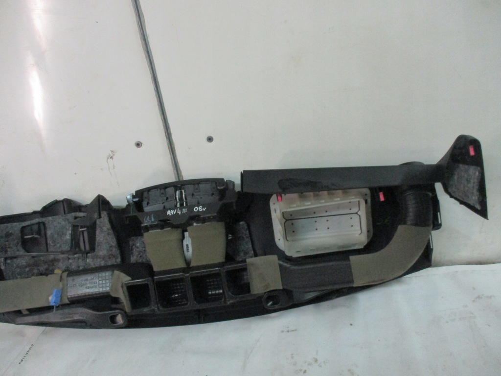 фото №9, Панель приладів приладова toyota rav 4 06-12r