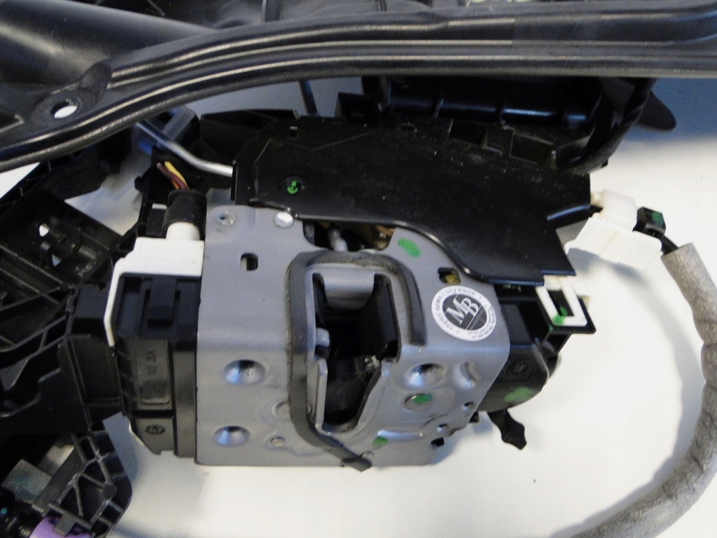 Mercedes підйомник скло двері задні ліва замок модуль вкладиш ml w166 166 Оригінал