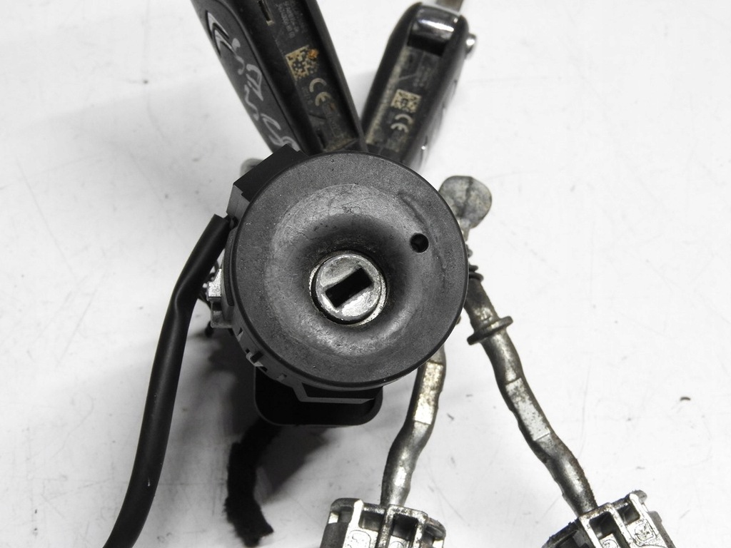 фото №13, Citroen ds4 11-15 lkr замок запалювання вкладиші ключі комплект