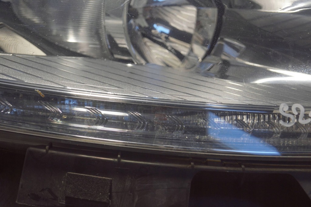 фото №3, Citroen c4 picasso lift лампа правий перед s2188 uk