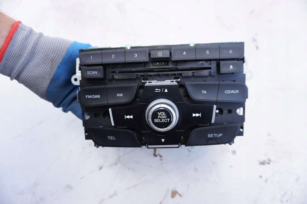 фото №1, Радио cd 39100-ta9-e710-m1 honda civic 9 ix