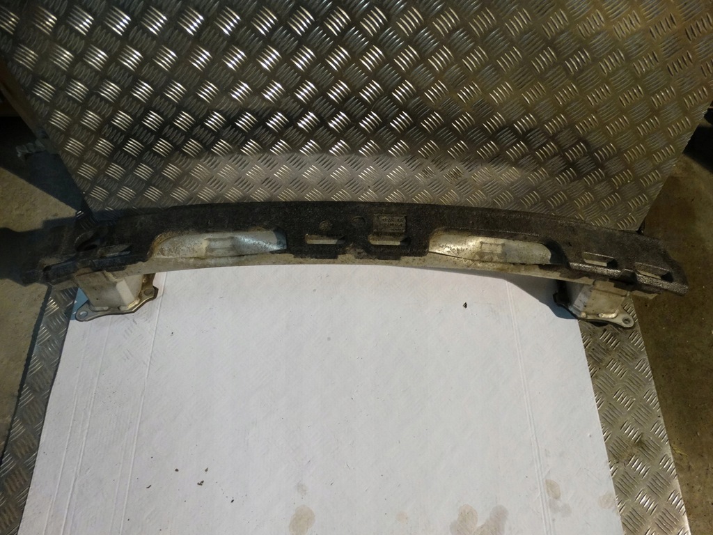 фото №1, Idealna kpl. балка бампера задня audi rs6 c7 1