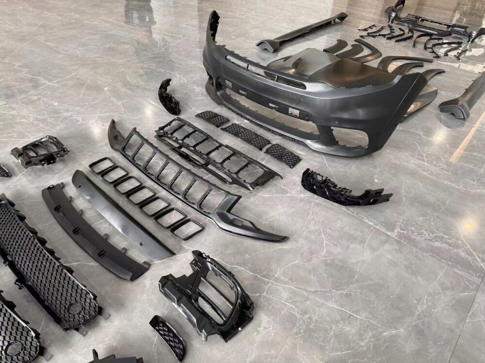 Купить Кузов kit trackhawk srt стиль - полный набор кузов kit grand cherokee 2014-2021