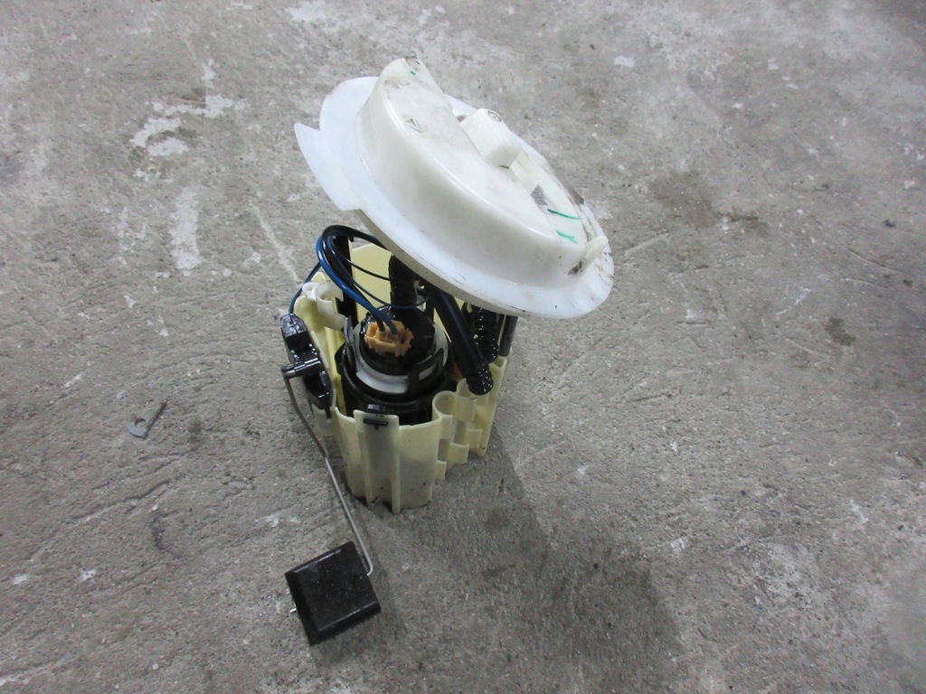 фото №1, Mercedes glk x204 11r. 2.2 cdi насос топлива