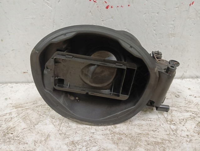 фото №1, Корпус крышка заливной топлива bmw i 1 f20 f21 11-