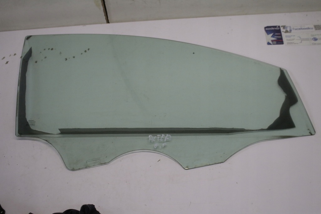 фото №1, Скло двері права перед seat altea