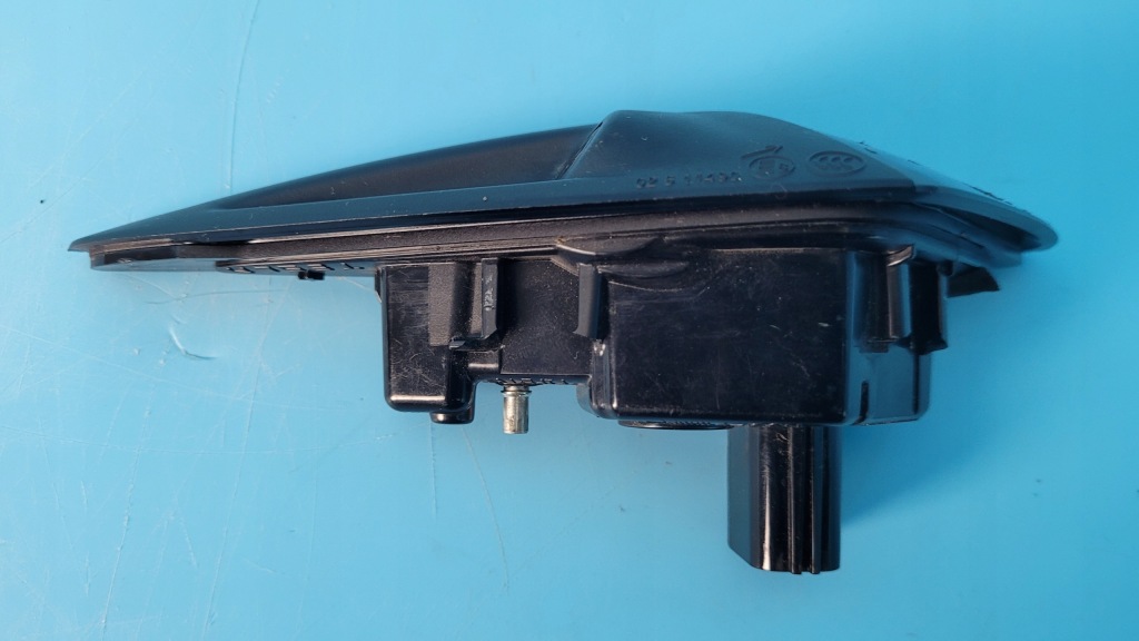 Tesla model 3 21r поворотник камера правый 1495865-01-a Киев