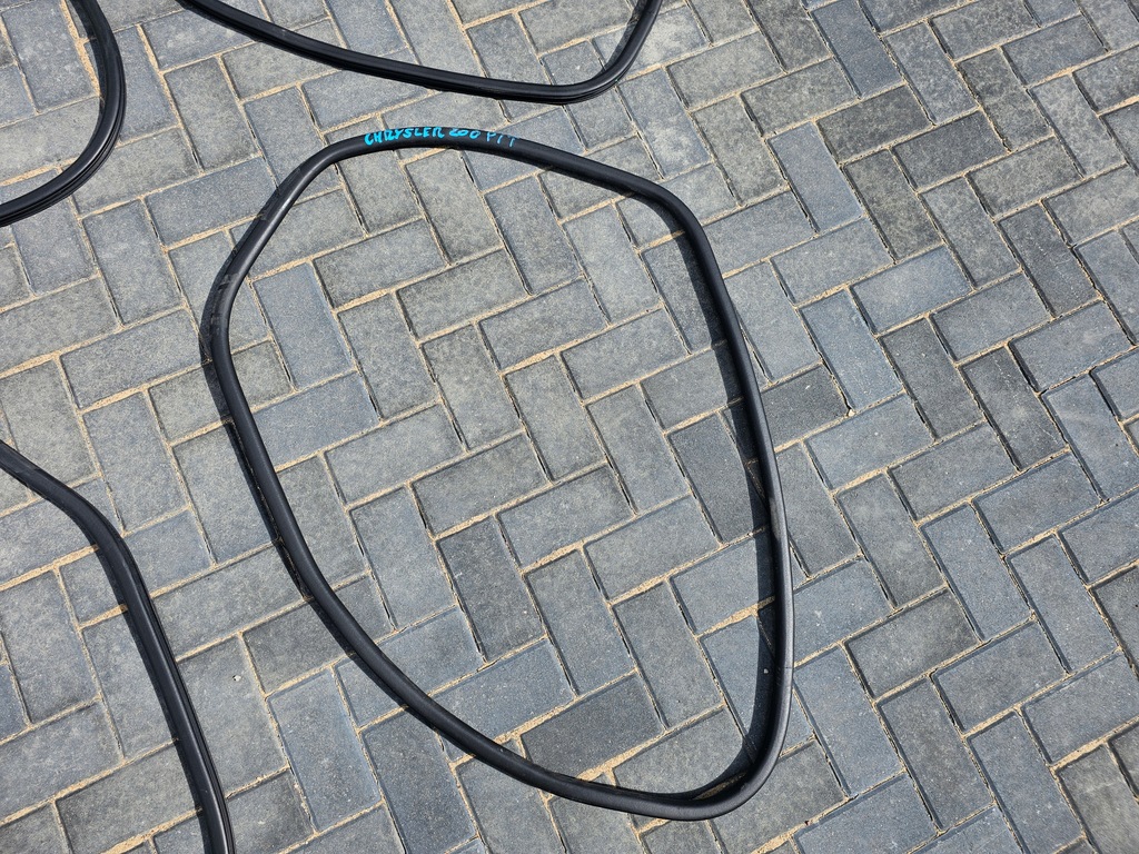 фото №8, Chrysler 200 15- прокладка дверь перед задняя usa