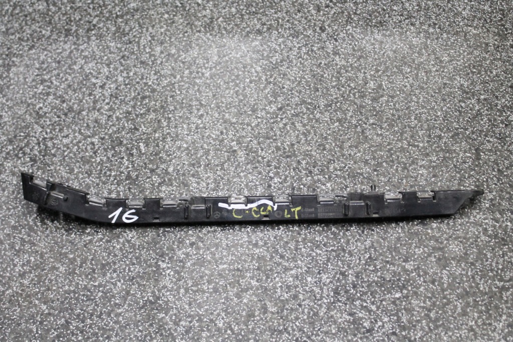 фото №1, Mercedes-benz оригинальный номер 2048800530 направляющая бампер