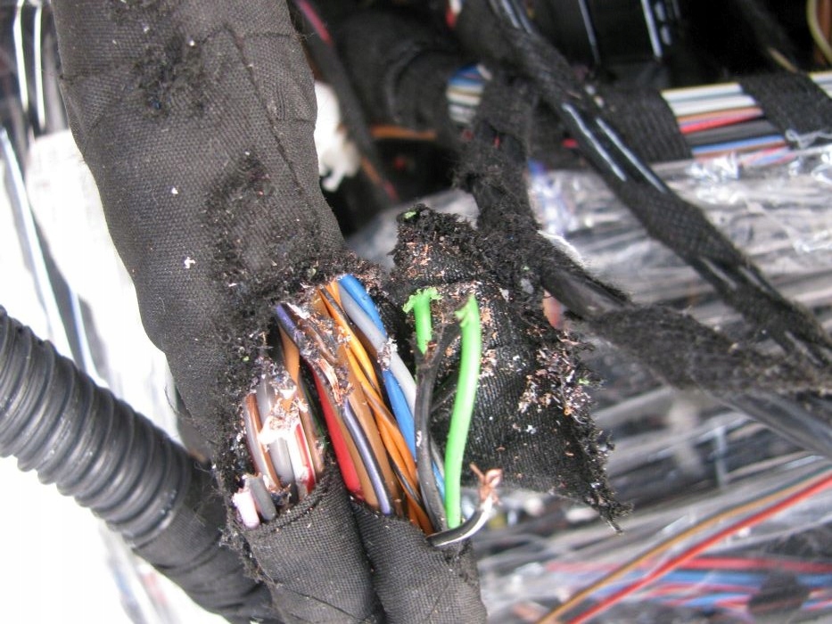 фото №5, Vw jetta 5c lift 2.0 tdi dsg электропроводка салона