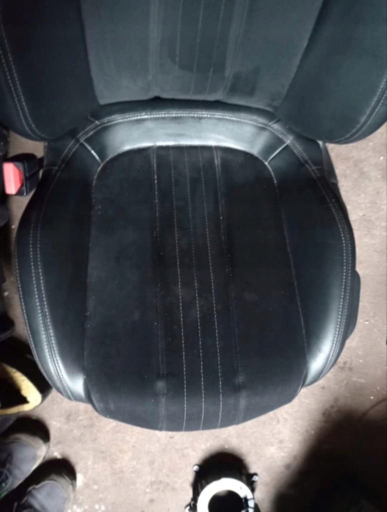 фото №11, Заднє сидіння задня сидіння сидіння правий лівий перехідник peugeot 308 t9 ii hb шкіра