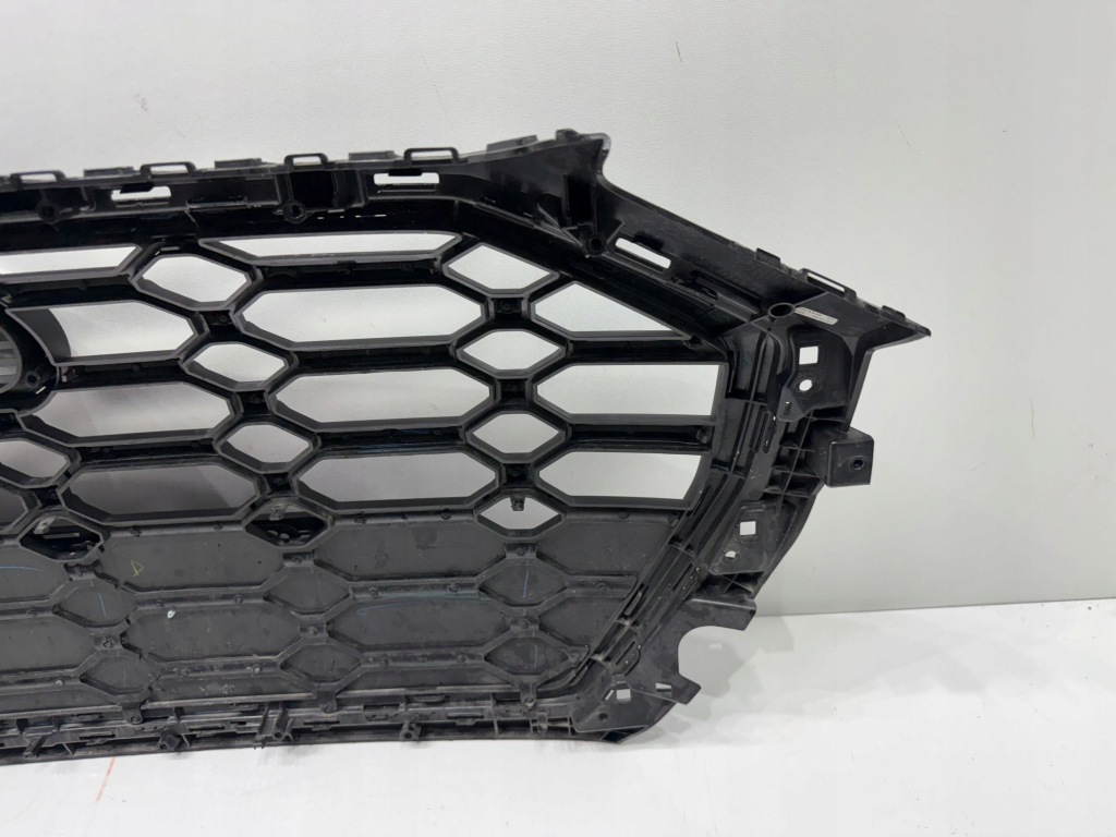 Audi q5 sq5 2 80a рестайлінг  s line чорний блиск решітка радіатора решітка  ładna 80a853651ah в Україні