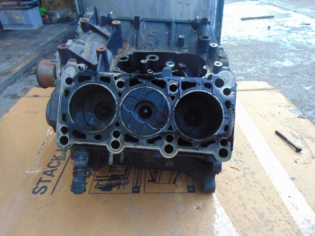 фото №8, Блок двигателя wał поршни audi a4 b6 2.5 tdi bfc