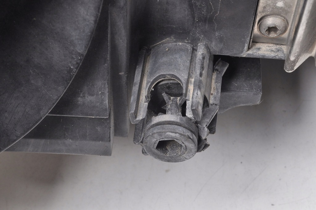 фото №11, Volvo s40 ii лампа права передня правий перед europa 30698874