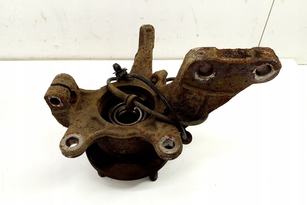 фото №6, Поворотный кулак передняя левая nissan note e12 479101ha0a 1.2l бензиновый 59kw