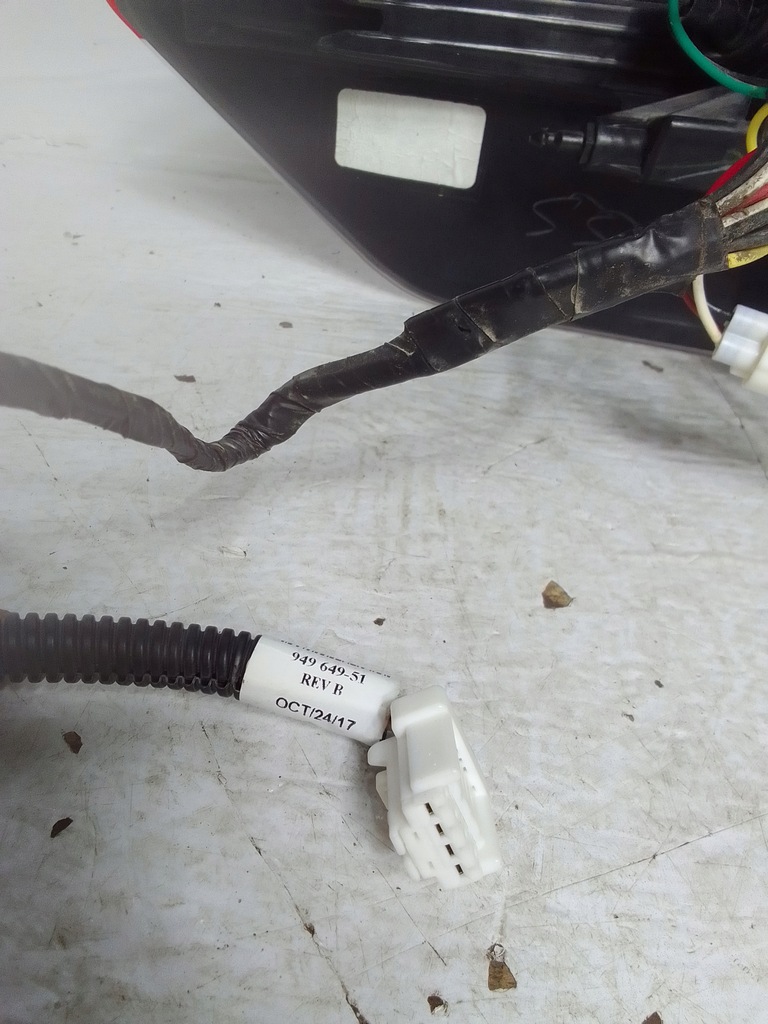 фото №11, Nissan rogue 16- лампа правий задня usa