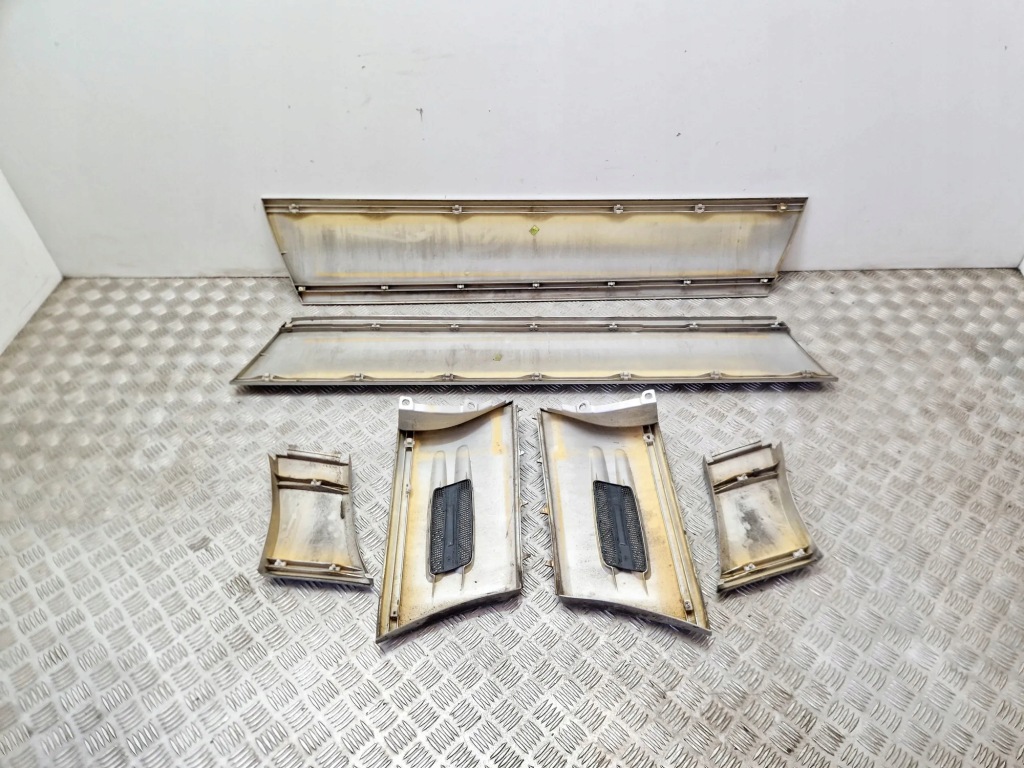 Молдинг передніх лівих двері mercedes-benz sl r129 a1296902340 33914308 Доставка