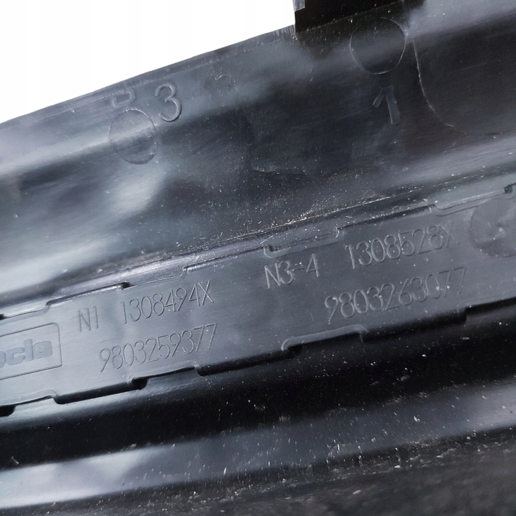 фото №9, Решітка бампера перед peugeot 208 i 12- 9803259377