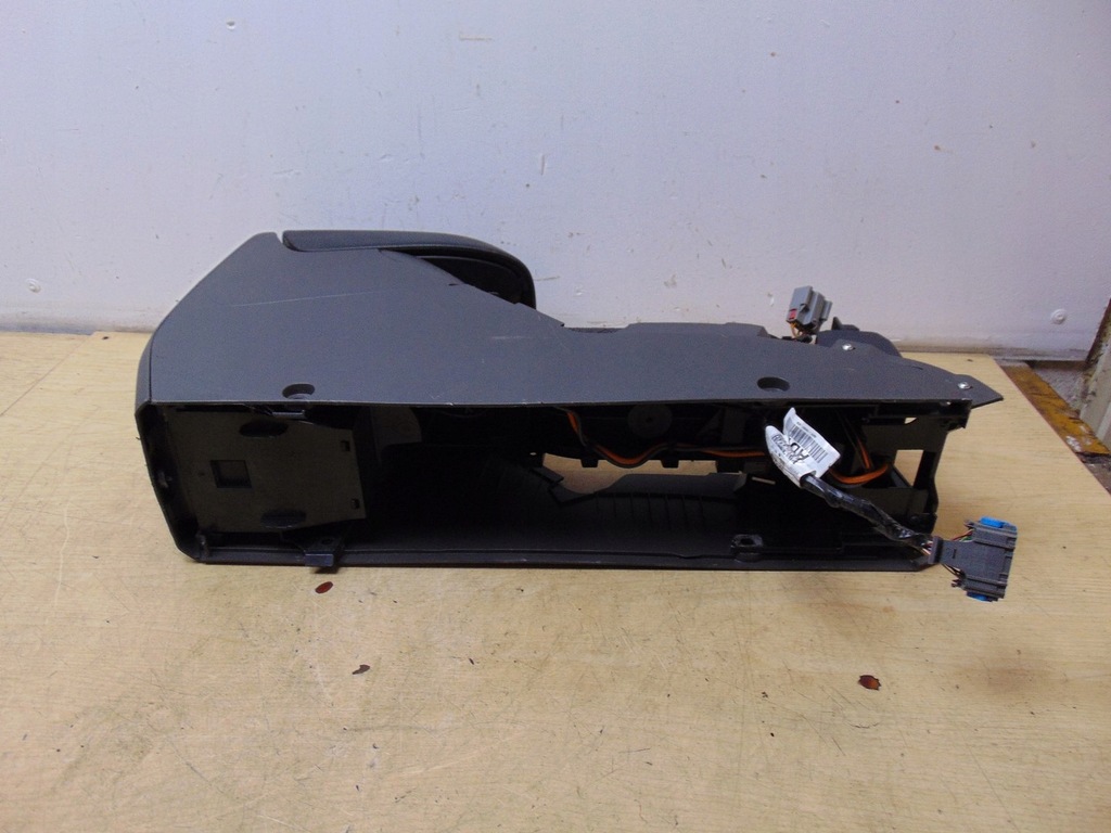 фото №9, Підлокітник тунель бардачок ford kuga mk1