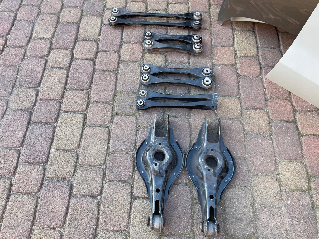 фото №1, Bmw f20 f30 рычаг задняя задний правый левый оригинал