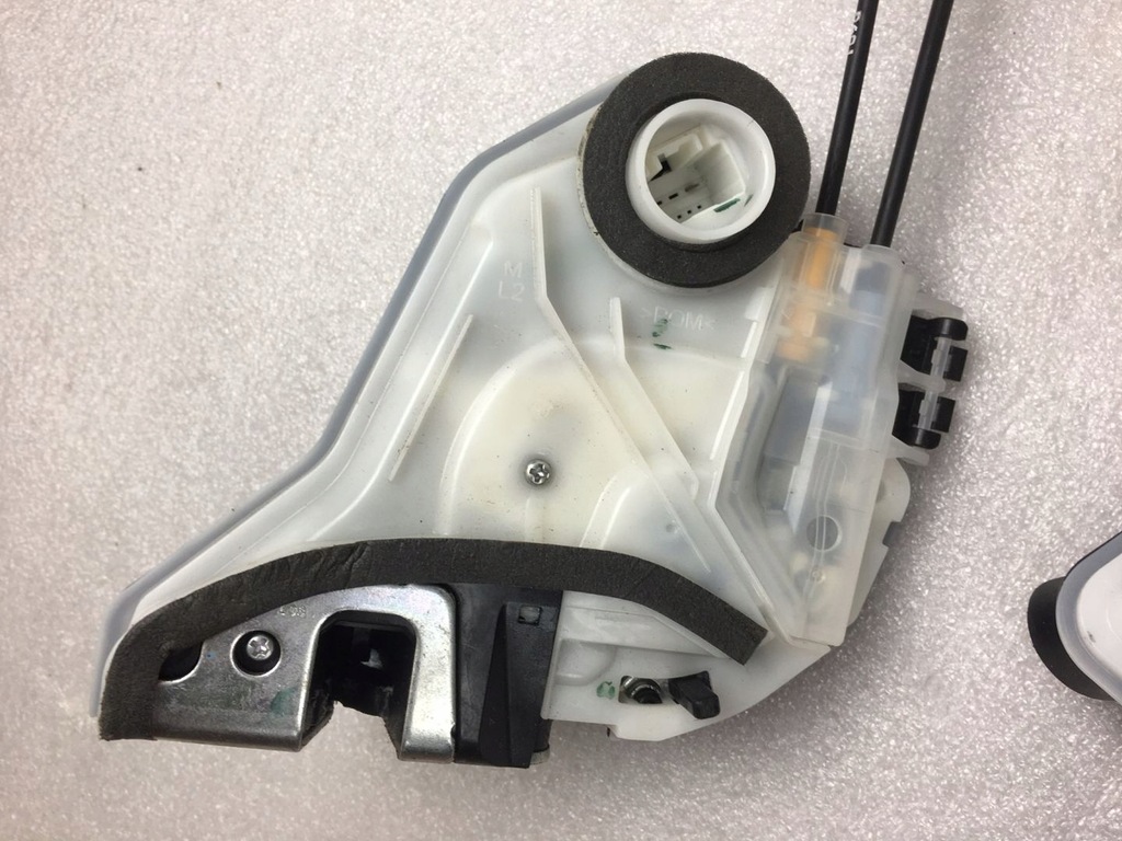 фото №6, Subaru impreza 17- замок дверь левый задняя usa