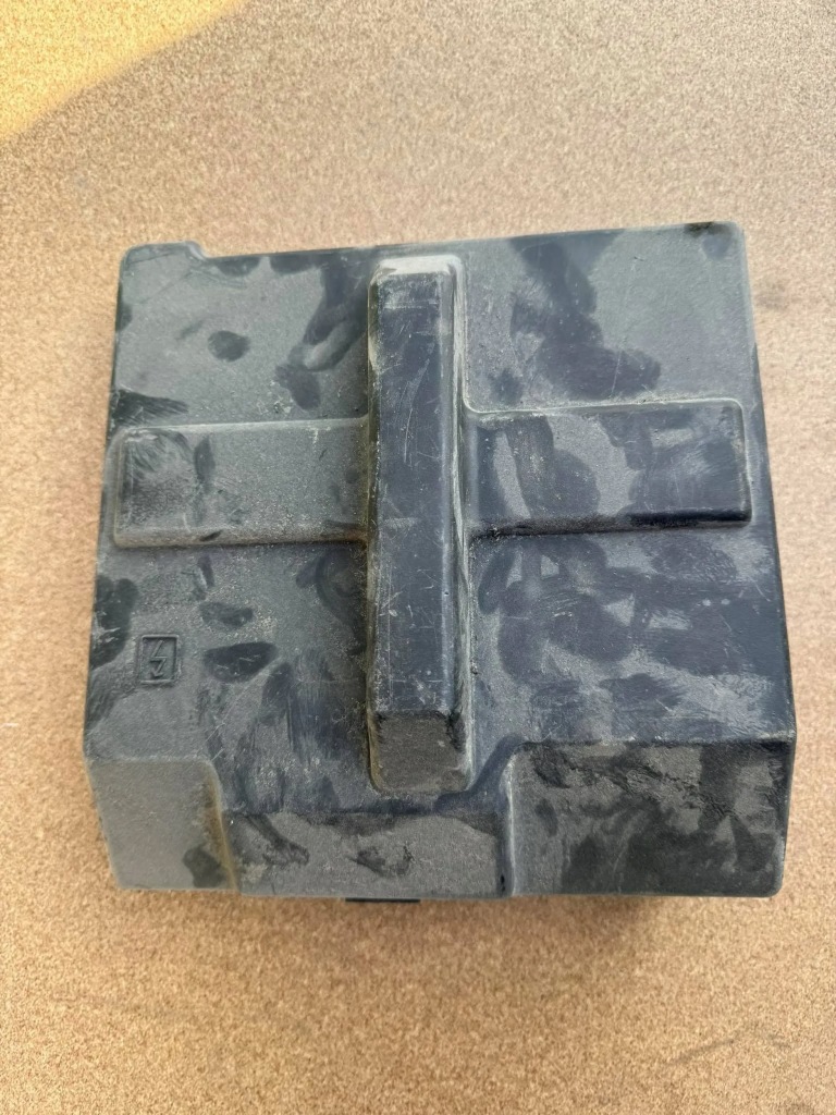 фото №1, Кришка коробка запобіжників renault trafic 8200490003