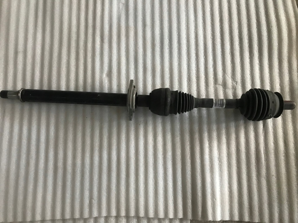 фото №1, Mercedes w246 w176 приводной вал cls 550 a2463309300