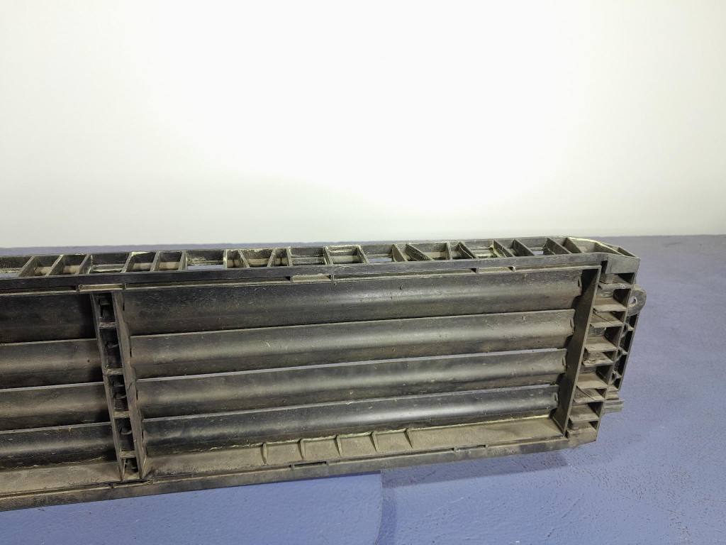 фото №5, Audi a3 8y впуск шторка жалюзі повітря 2q0122323a