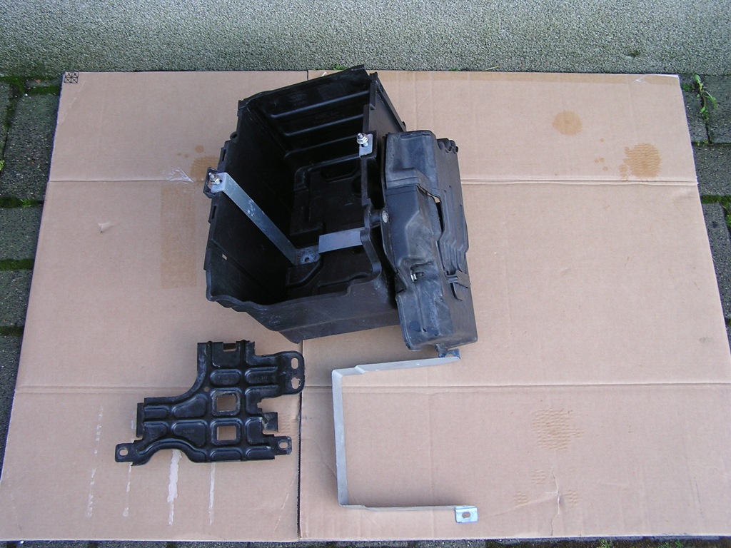 Купить Корпус аккумулятор ford fiesta mk7 1.6 tdci 2011 r