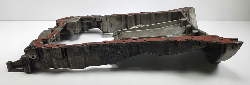 Основание картера масляный chrysler 300c 3.0 crd Оригинал