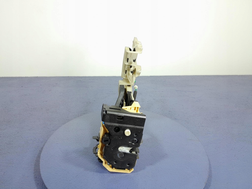 фото №1, Alfa romeo tonale замок дверь задняя задний правый 5 pin 50536547