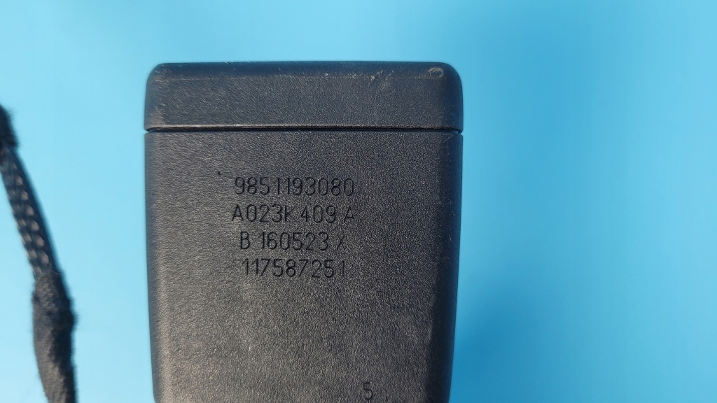 Opel mokka ii b 23r клипса поперечина 9851193080 в Украине