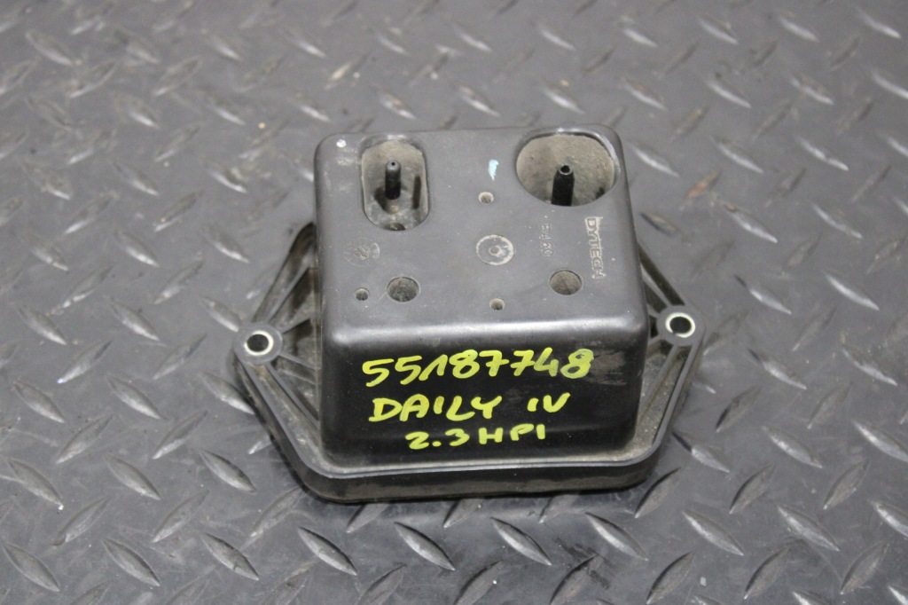 фото №1, Бачок вакуумa iveco daily iv 4 55187748