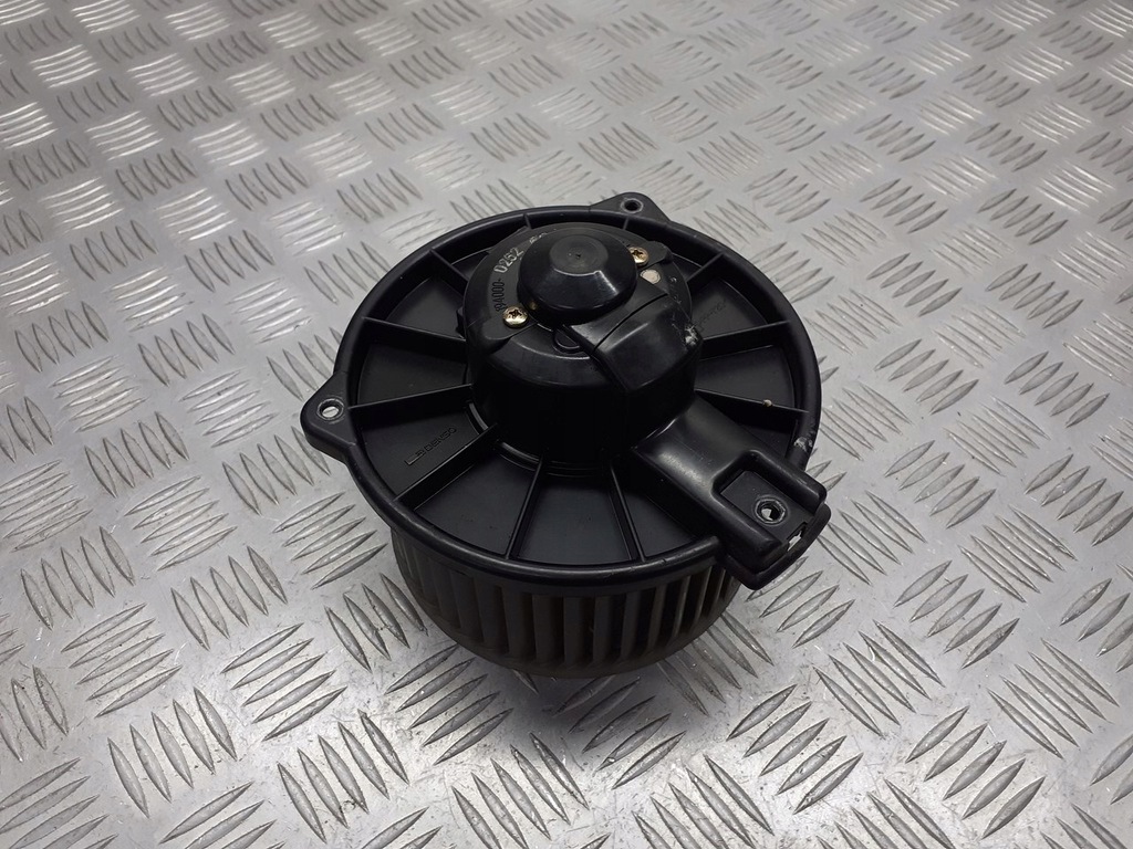 фото №1, Вентилятор обдув toyota avensis t22 194000-0252