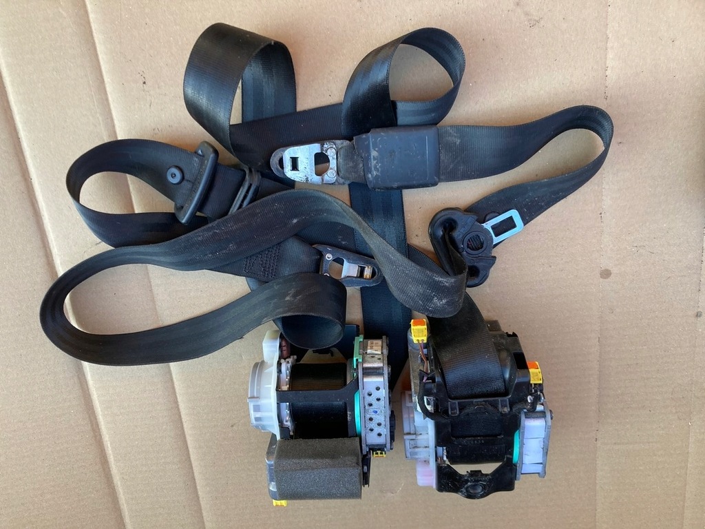 фото №1, Audi a4 b8 lift ремни безопасности комплект uszkod