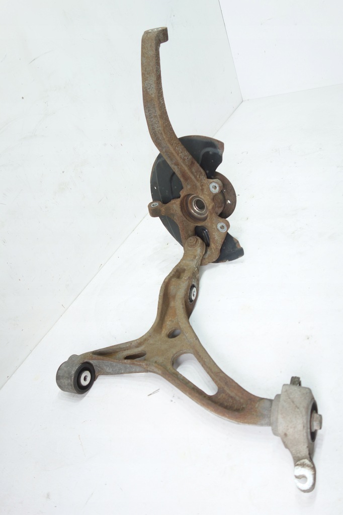 фото №2, Поворотний кулак ступиця p. правий mercedes r w251 4 matic