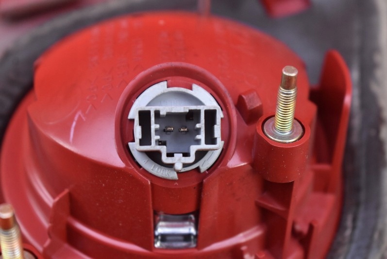 фото №7, Лампа права задня задня p2913r mazda 3 1 i bk 5d hb 03-09