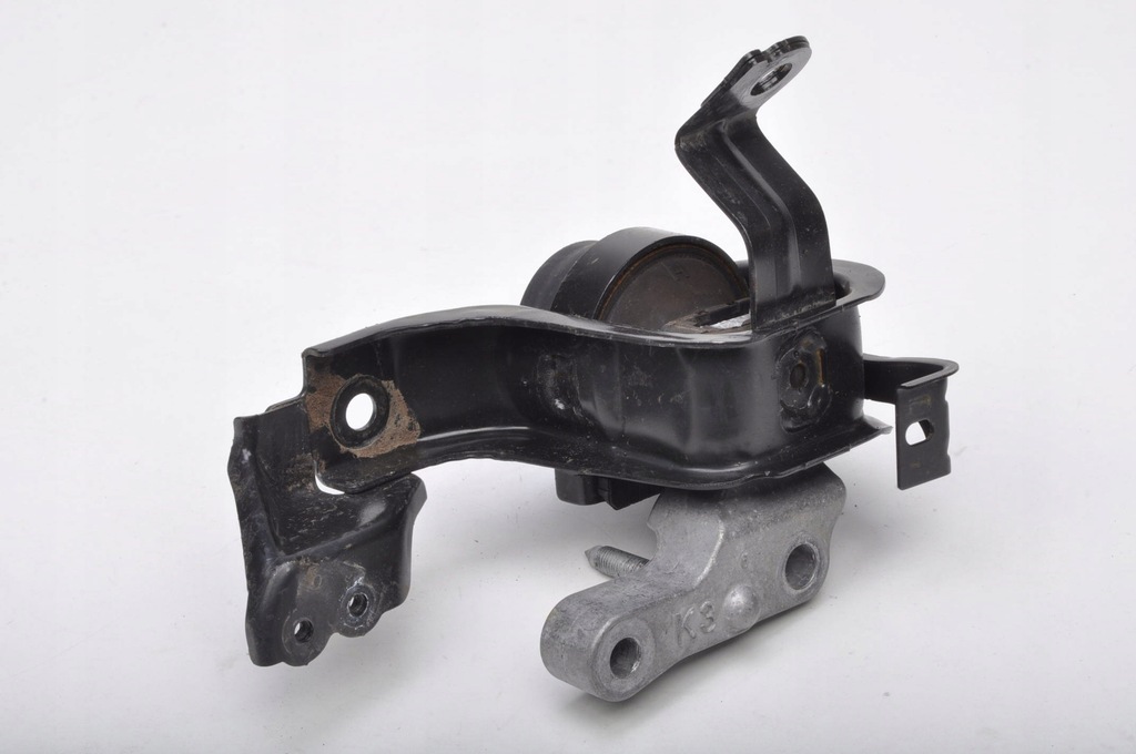 фото №1, Toyota yaris iv кронштейн подушка кронштейн