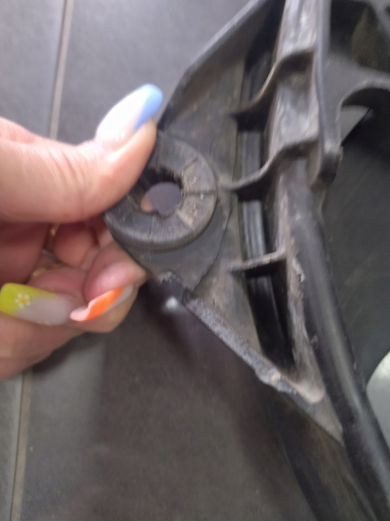 Вентилятор радиатора renault megane 3 100028205 Доставка