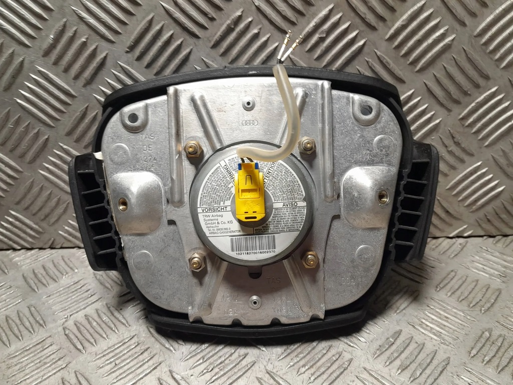 фото №7, Audi a6 c5 подушка подушка безпеки керма водія 4b0880201ah