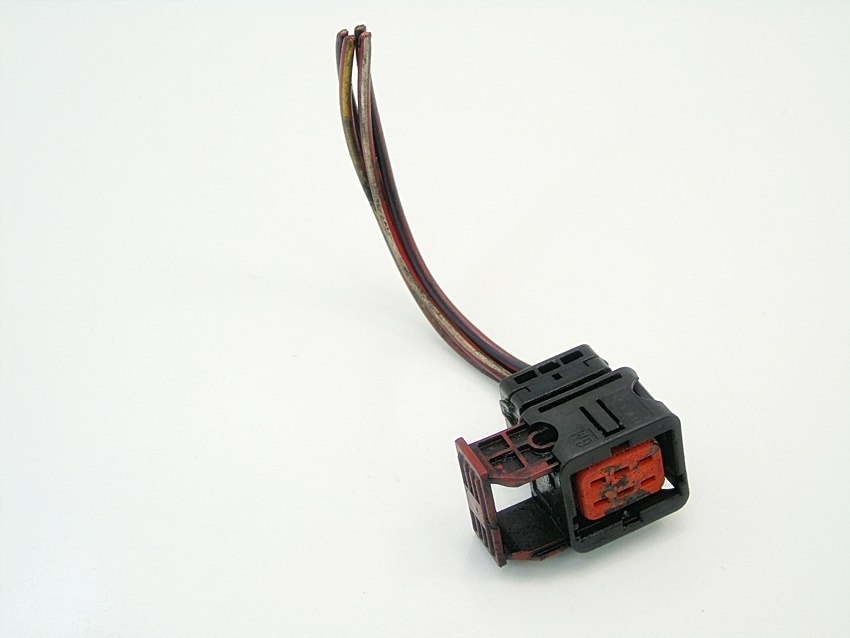 фото №1, Штекер колодка 1.3 cdti corsa c d meriva ignis agila tigra combo wagon r