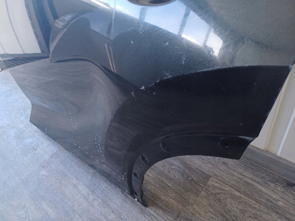 Двері ---- lexus rx v 2022 - ---- задні ліва ---- poznań ---- Оригінал