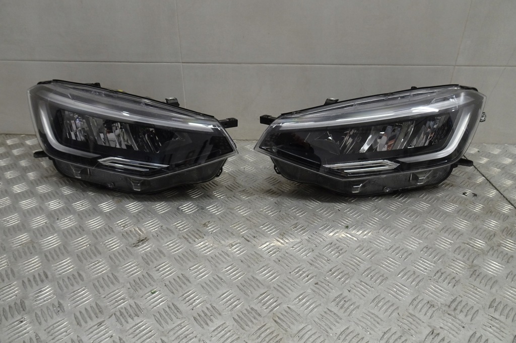 фото №7, Vw taigo r-line 1.0 tsi - kompletny перед lb7q