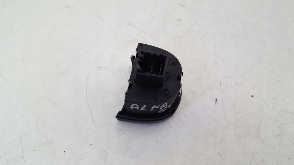 фото №2, Панель регулировки света 735262023 alfa romeo gt