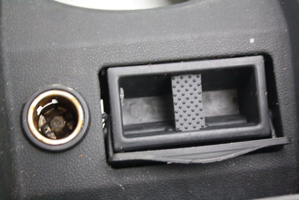 Туннель средний панель  alfa romeo 147 Оригинал