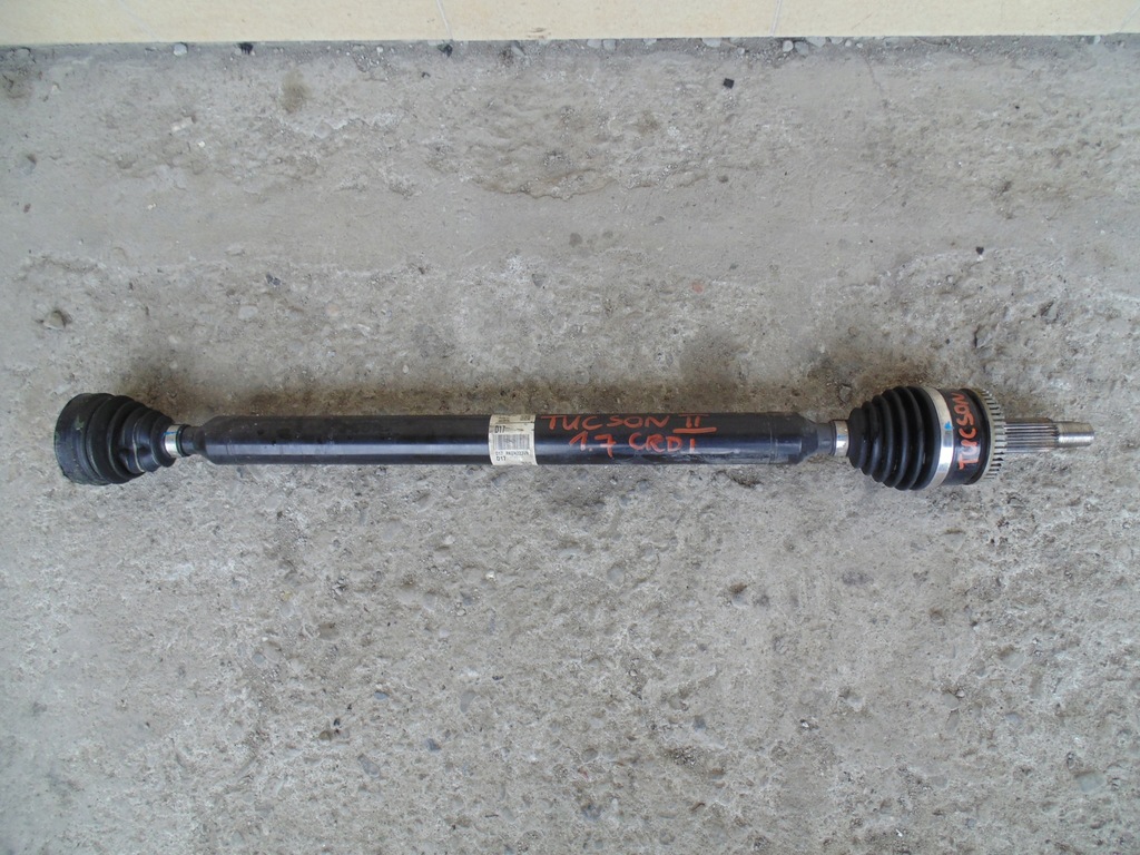 фото №1, Приводной вал правая левая hyundai tucson ii 1.7 crdi 17r.