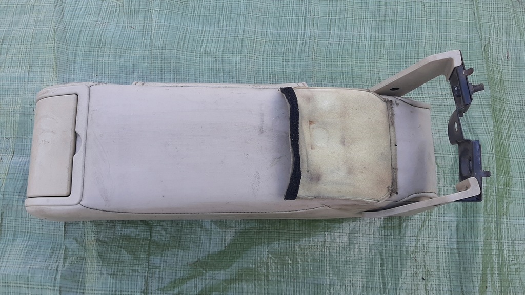 фото №7, Туннель подлокотник задняя infiniti g35 g37 sedan